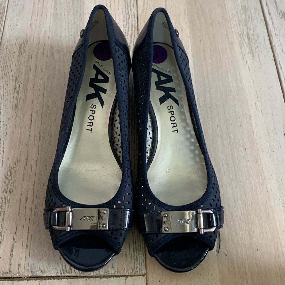Anne Klein Sport AK7Cello Wedge